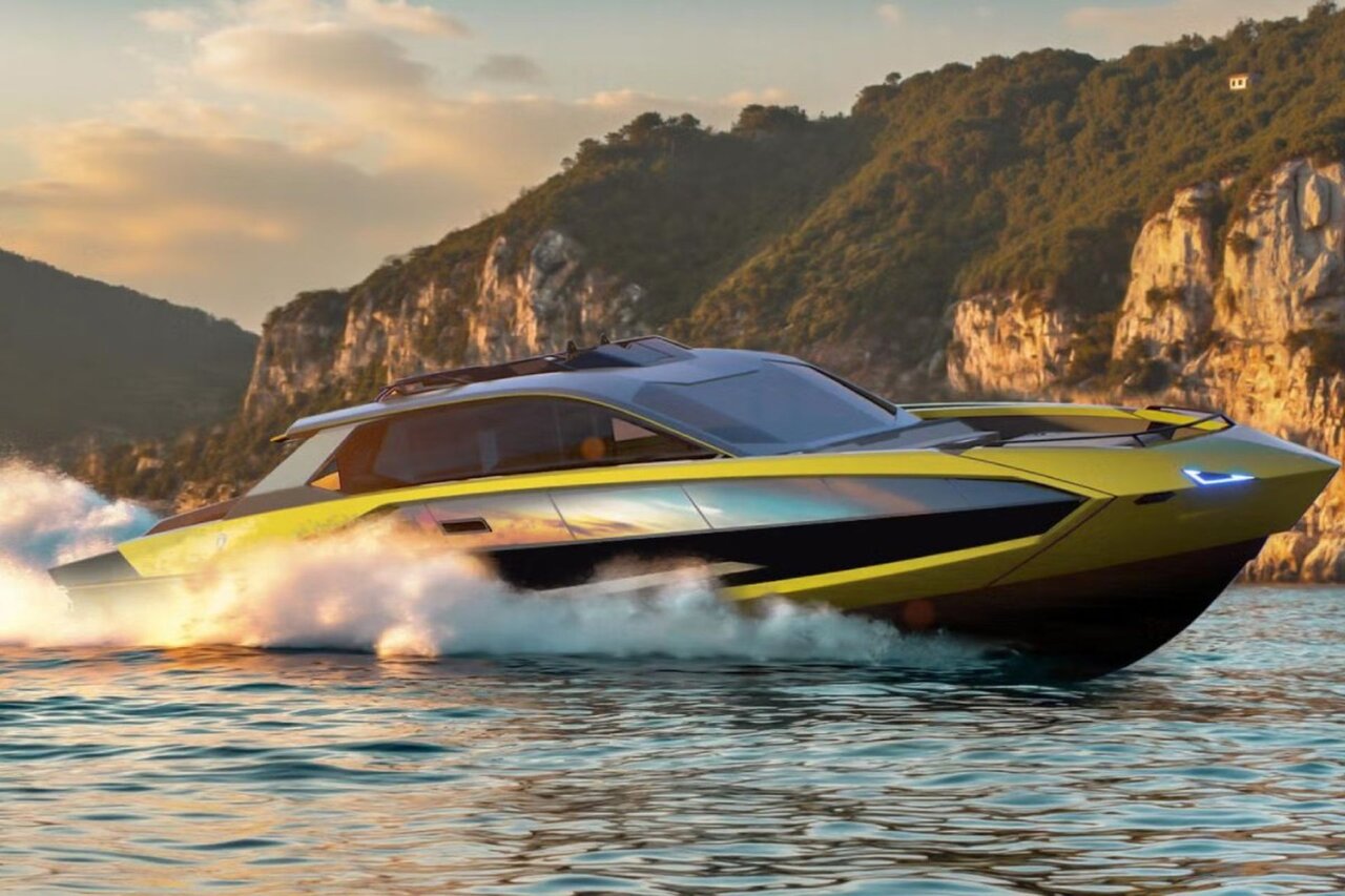 محصول جدید لامبورگینی یک قایق بسیار پرسرعت است! محصول جدید لامبورگینی یک قایق بسیار پرسرعت است!